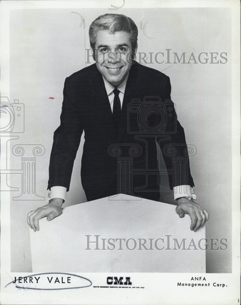 1972 Press Photo Singer Jerry Vale on CMA - Historic Images