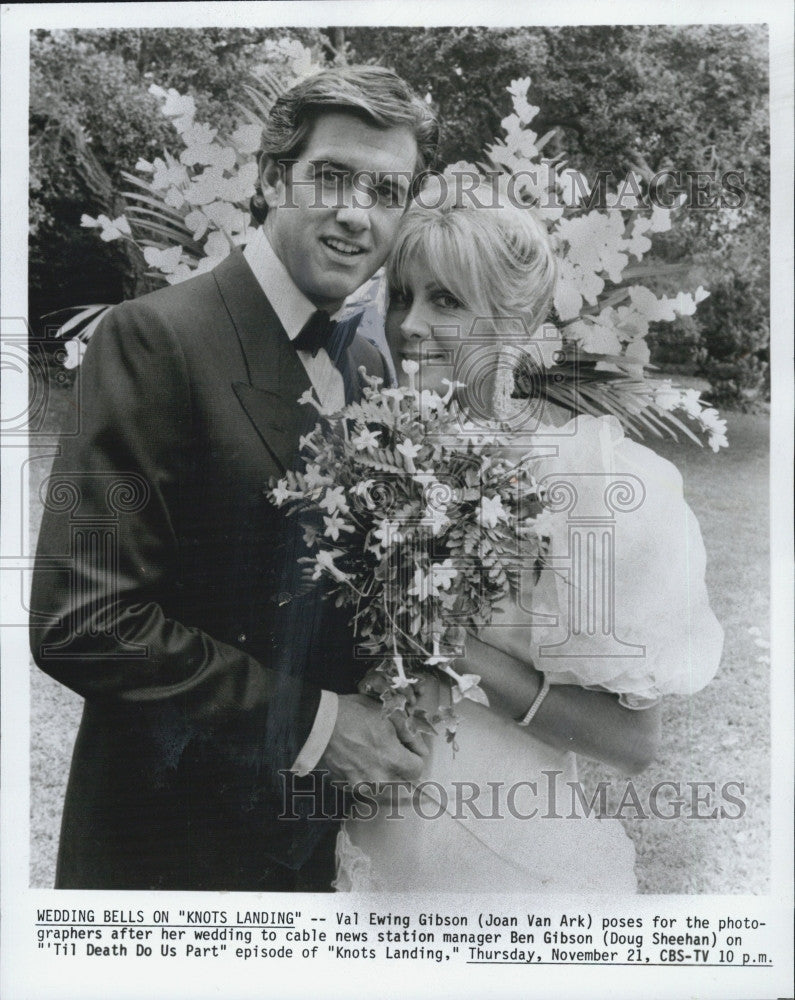 Press Photo Joan Van Ark &amp; Doug Sheehan on &quot;Knots Landing&quot; - Historic Images