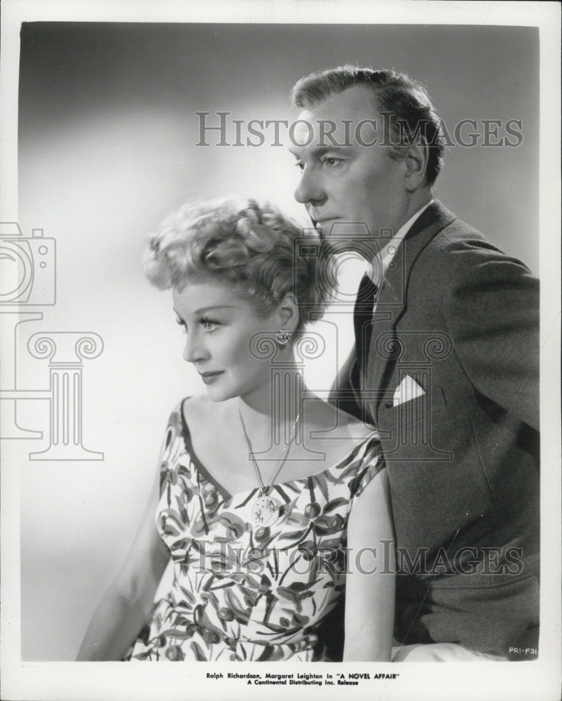 1957 Press Photo Margaret Leighton  &amp; Ralph Richardson &quot;A Novel Affair&quot; - Historic Images