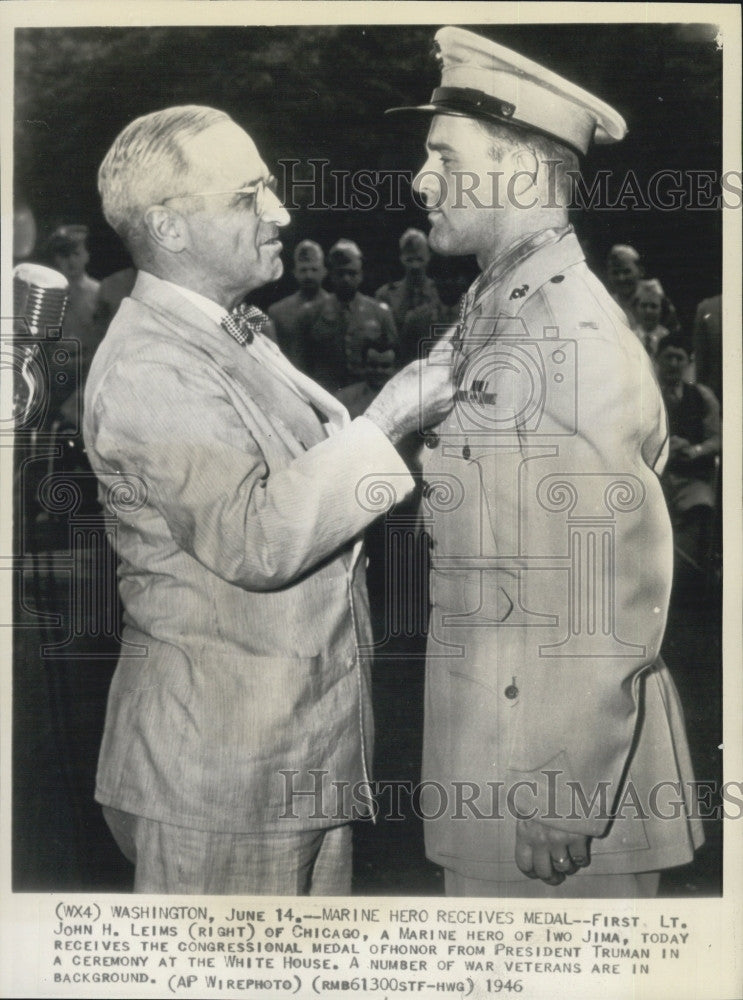 1946 Press Photo Lt John Leims Marine Hero Receives Congressional Medal of Honor - Historic Images