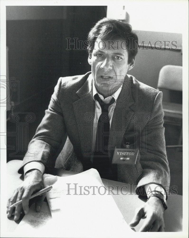 1987 Press Photo Actor Ron Leibman Guest Stars In Law And Order - Historic Images