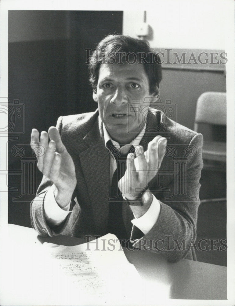 1987 Press Photo Ron Leibman in &quot;Terrorist on Trial: The US vs. Salim Ajami&quot; - Historic Images