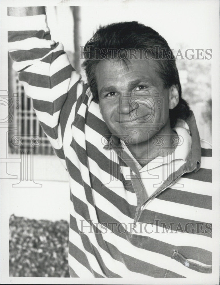 1988 Press Photo David Leisure stars in comedy series &quot;Empty Nest&quot; - Historic Images