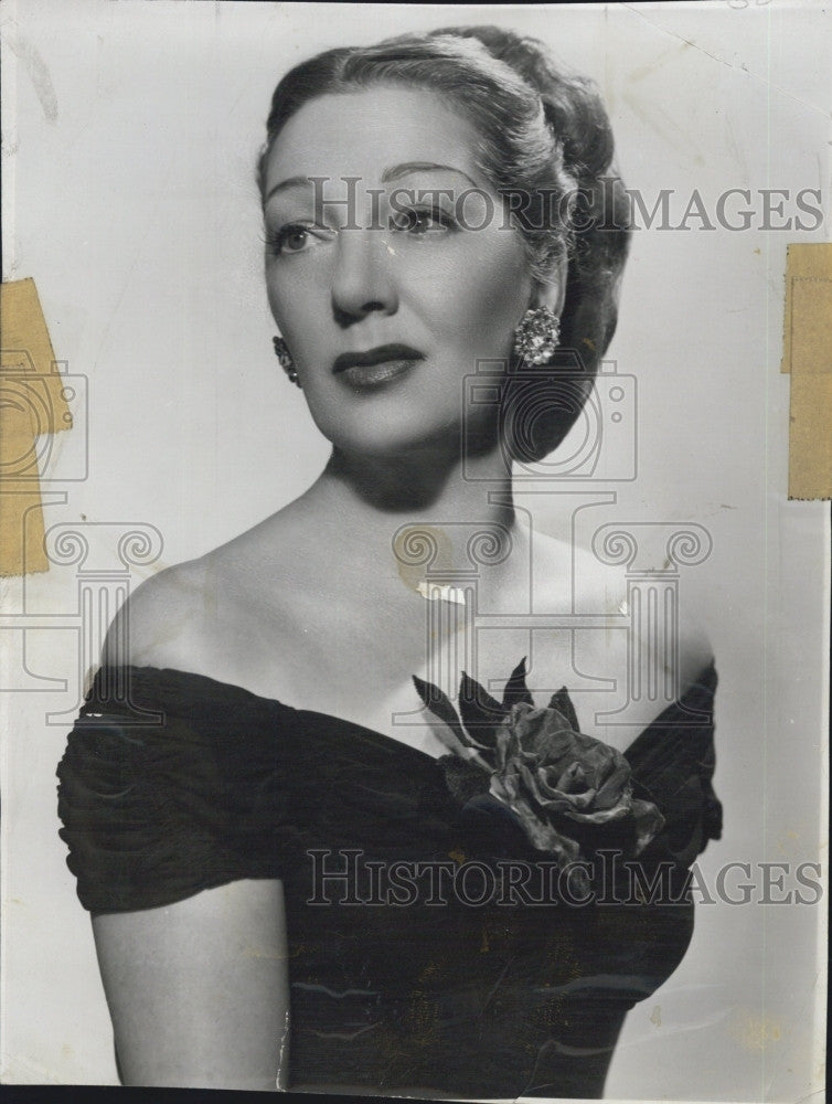 1951 Press Photo Gertrude Lawrence To Head Roster In Saturday Night Revue on NBC - Historic Images