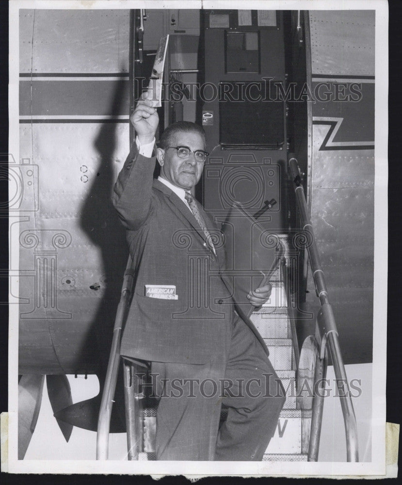 1958 Press Photo George Alevizos Chairman of Assoc of Workers for the Blind - Historic Images