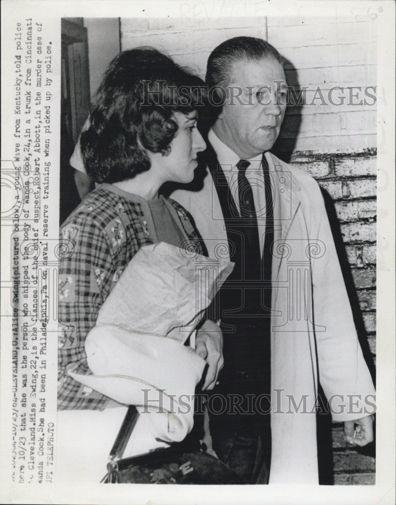 1964 Press Photo Alice Ewing arrested by police in connection Wanda Cook Murder - Historic Images