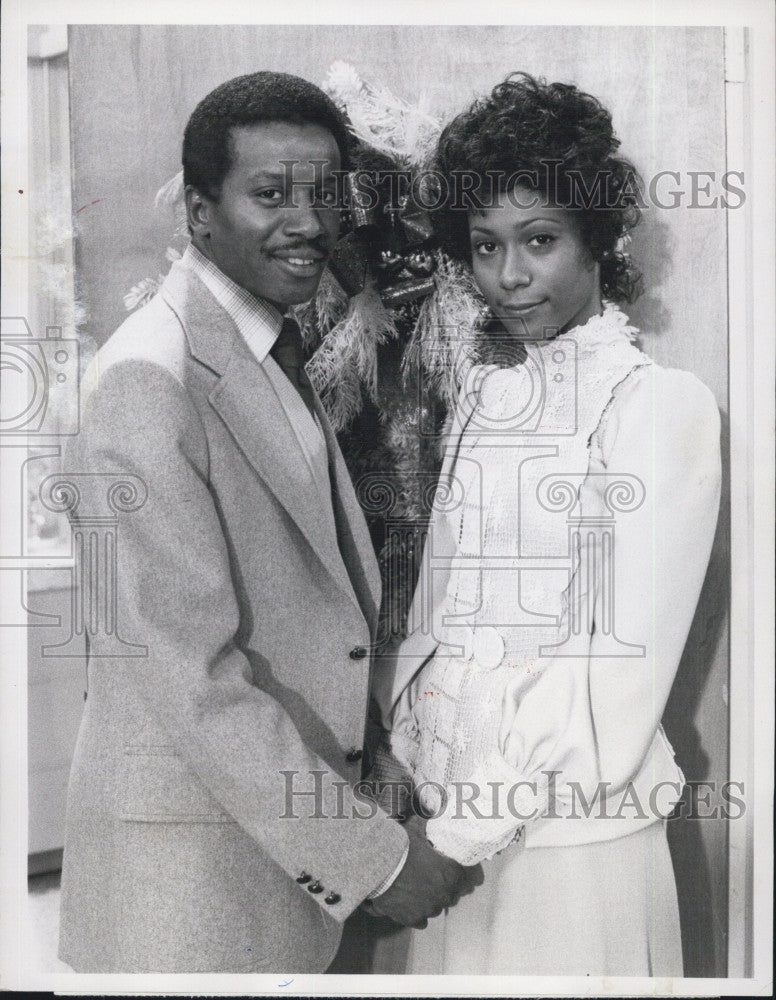 1976 Press Photo Damon Evans and Berlinda Tolbert star in &quot;The Jeffersons&quot; - Historic Images