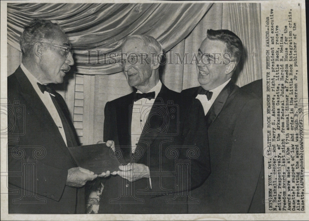 1958 Press Photo John Heiskell Harry Ashmore Arkansas Gazette Freedom Awards - Historic Images