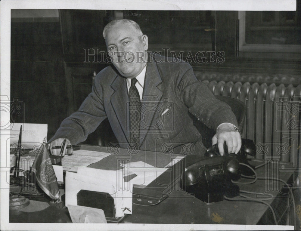 1946 Press Photo Mayor James P. Mealian of Lawrence - Historic Images