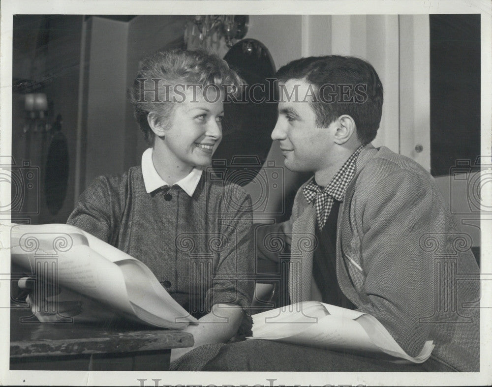 1954 Press Photo Actor Ben Gazarra &amp; Louise Erickson - Historic Images