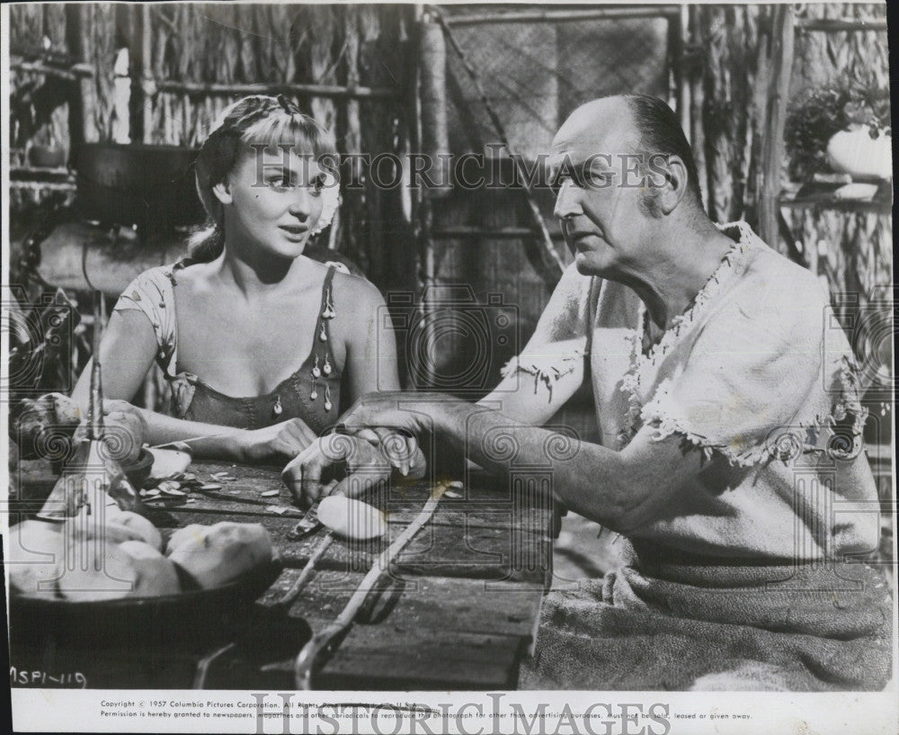 1958 Press Photo Film "The Admirable Crichton" Diane Cilento Cecil Parker - Historic Images