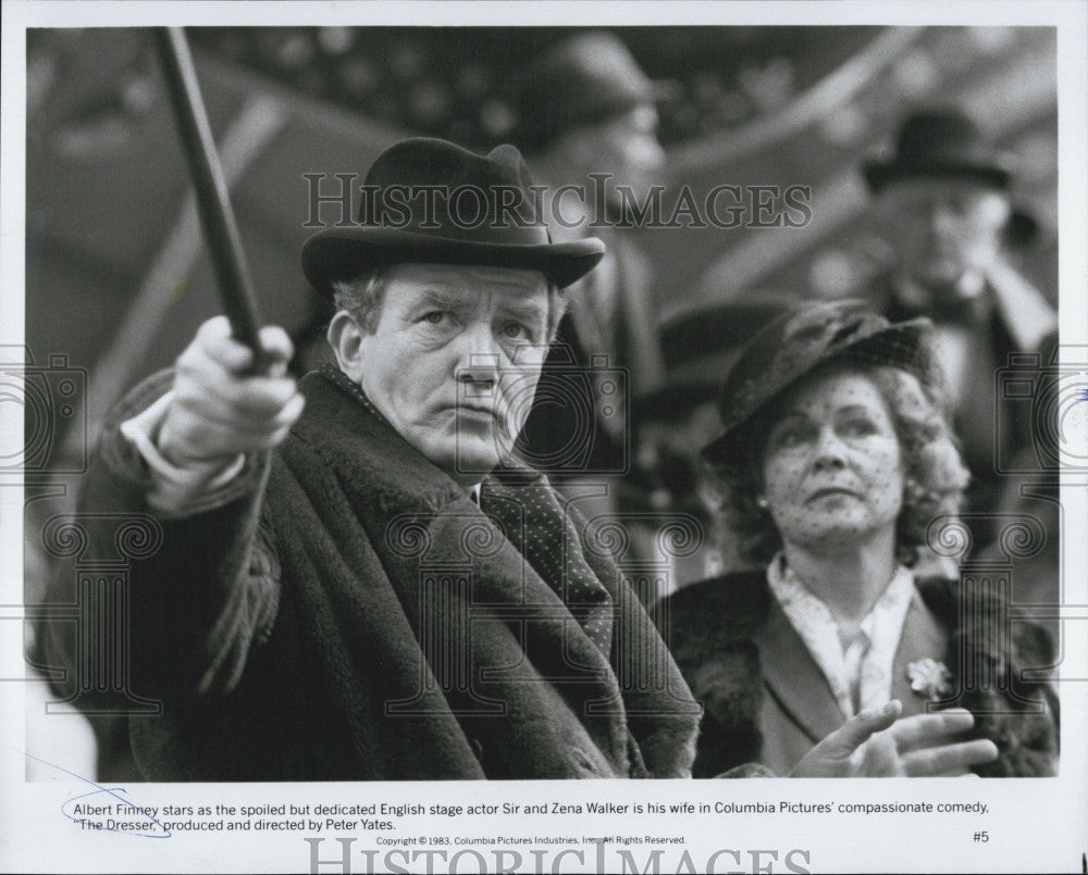 1983 Press Photo Actor Albert Finney in &quot;The Dresser&quot; - Historic Images