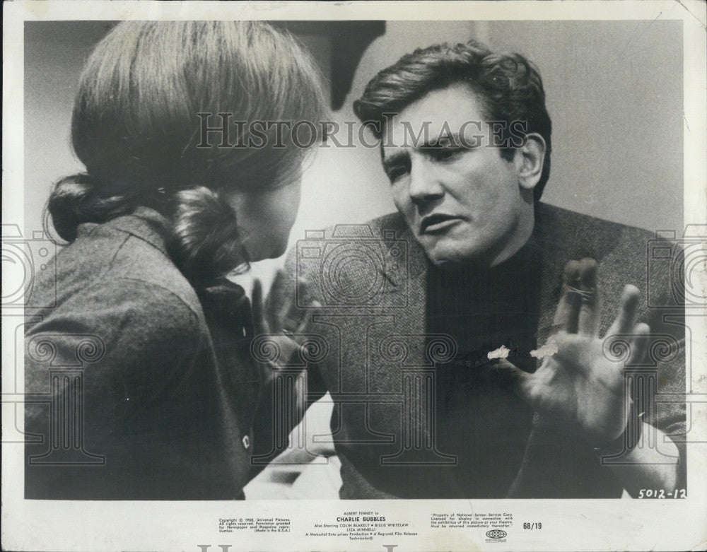 1968 Press Photo Actor Albert Finney in &quot;Charlie Bubbles&quot; - Historic Images