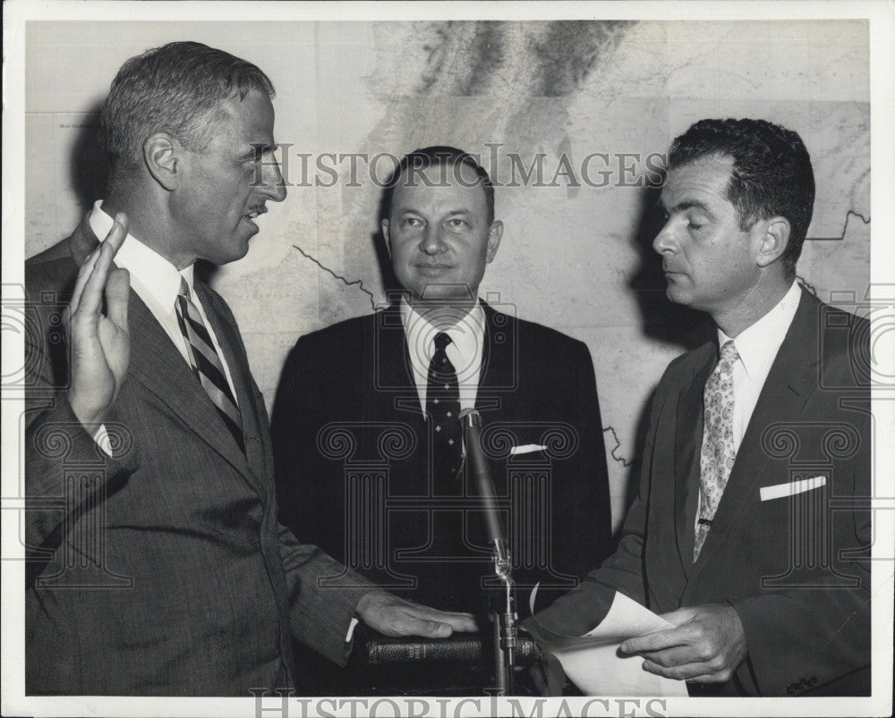 1957 Press Photo John Cabot Ambass to Columbia, RR Runbottom Jr, Victor Purse - Historic Images