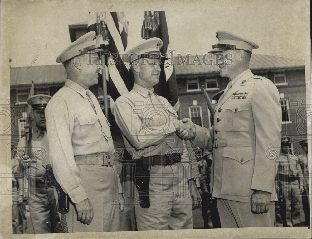 1952 Press Photo Lt Charles D Gray/Lt Col RE Boulton Exec Officer For Marines - Historic Images