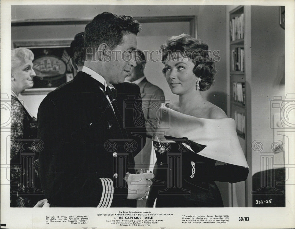 1960 Press Photo The Captains Table Cast John Gregson And Nadia Gray COPY - Historic Images