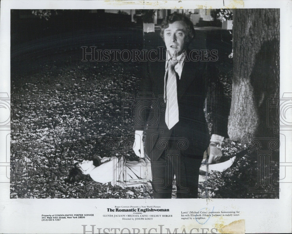 1975 Press Photo Michael Caine And Glenda Jackson In The Romantic Englishwoman - Historic Images