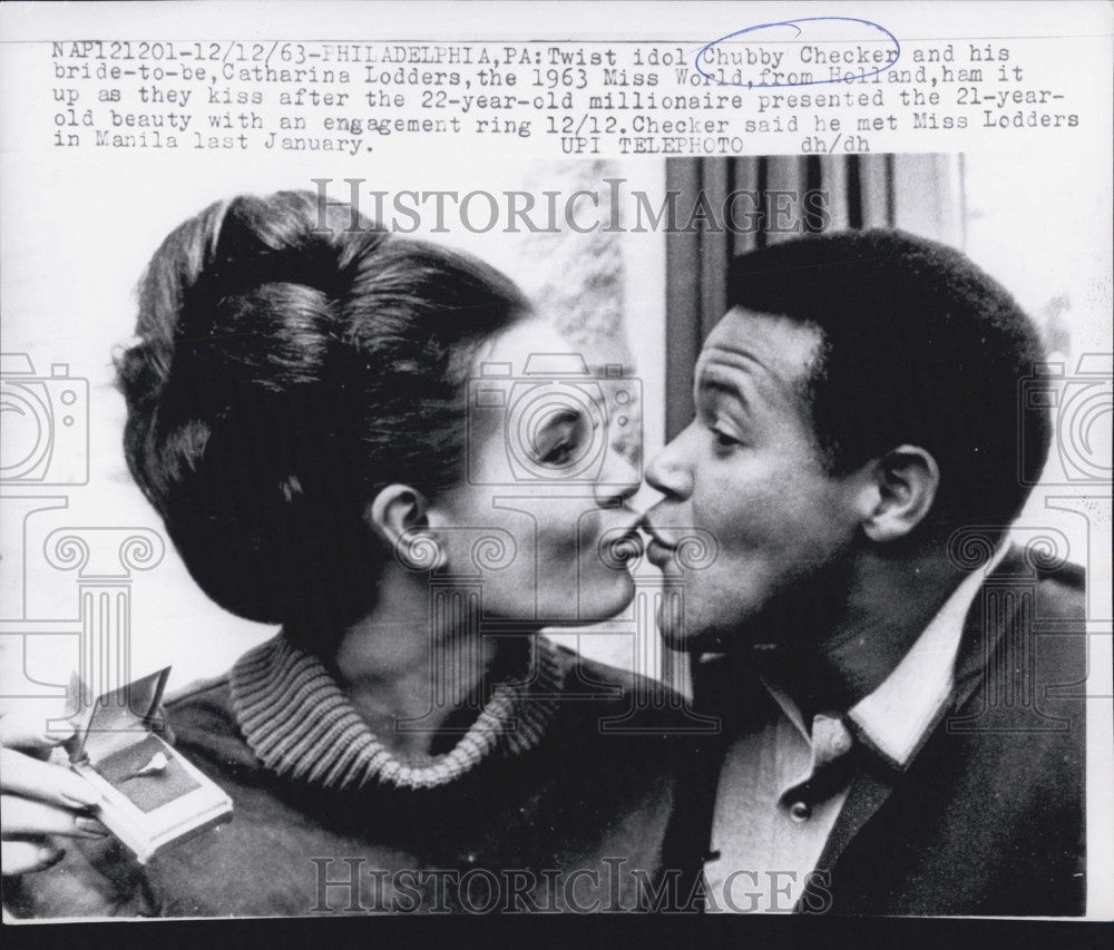 1963 Press Photo Twist Idol Chubby Checker And Wife Catherine Lodders-Miss World - Historic Images