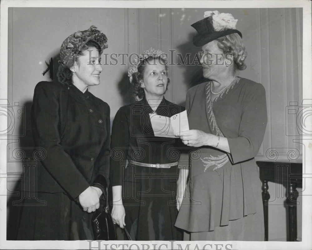 1948 Press Photo Massachusetts Pharmaceutical Convention Ladies Auxiliary - Historic Images