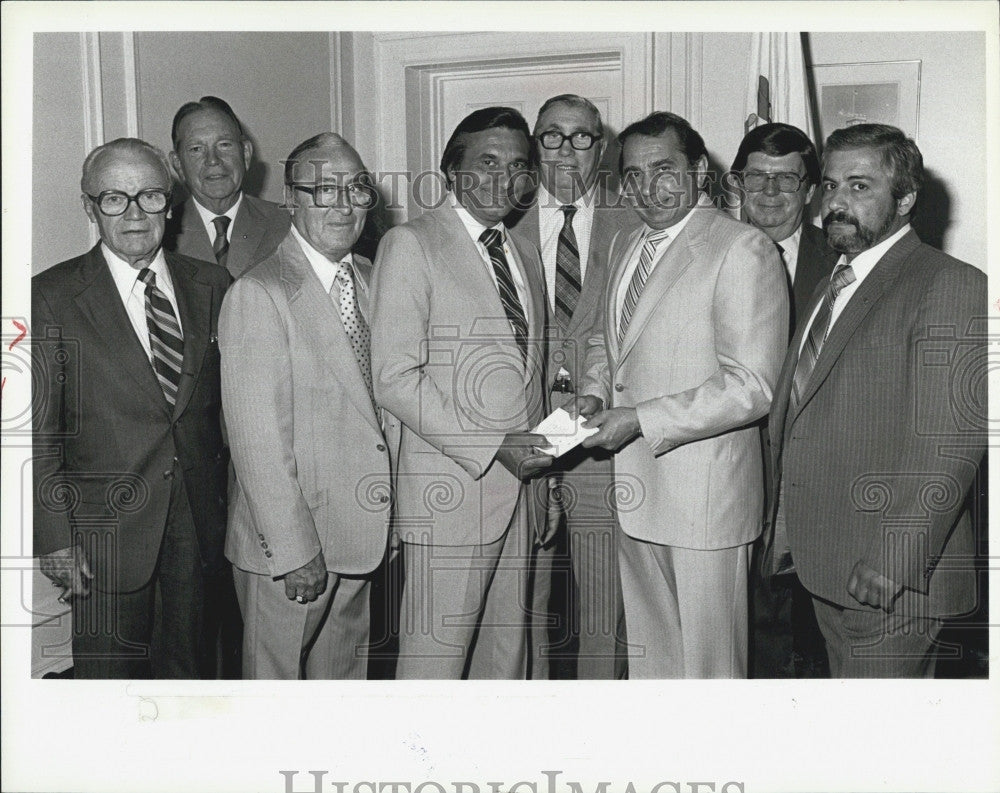 Press Photo Somerville Mayor Eugene Brune - Historic Images