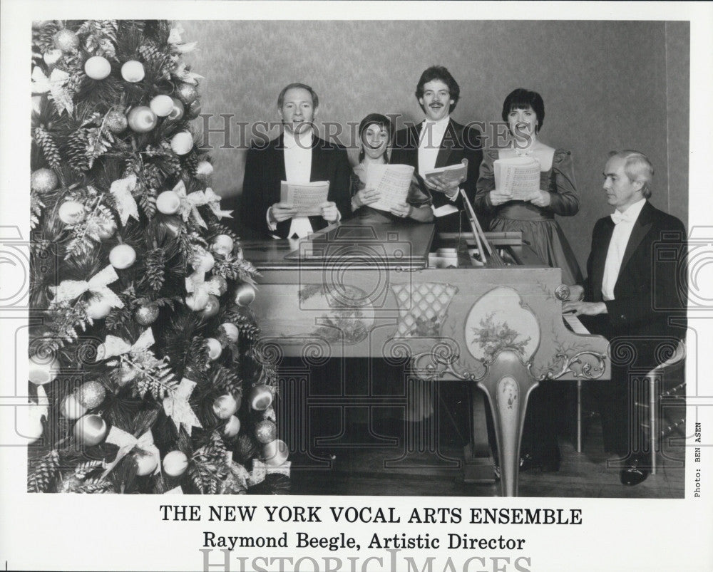 Press Photo The New York Vocal Arts Ensemble Raymond Beegle, Artistic Director - Historic Images