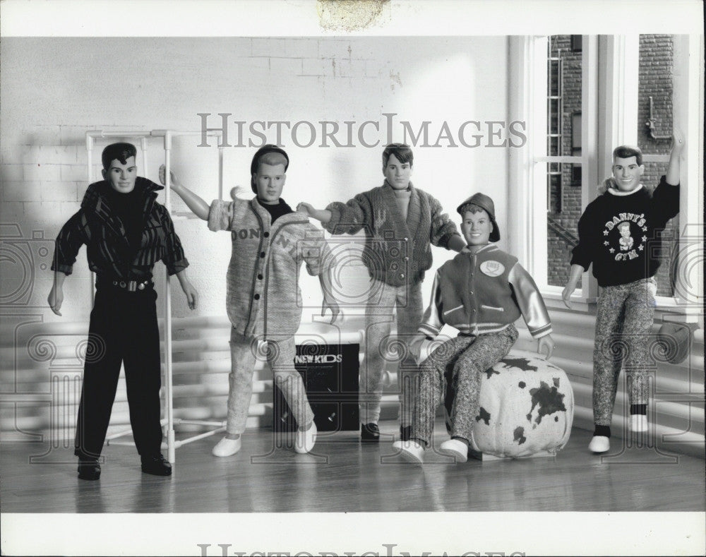 Press Photo New Kids on The Block Dolls - Historic Images