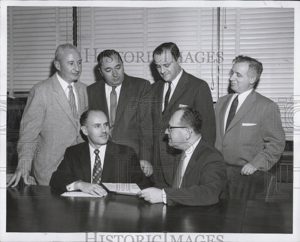 1957 Press Photo Rabbi Z. Nelson, H. Lakin, B. Fields, L. Singal, Dr. Zonderman - Historic Images