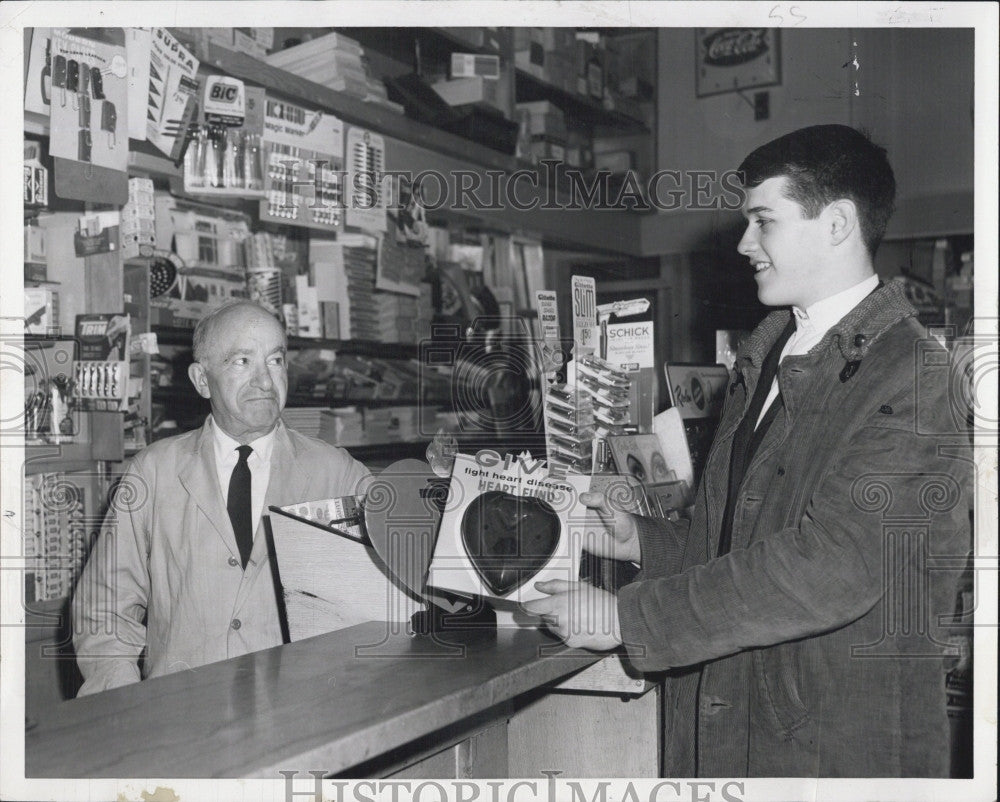 1964 Press Photo James A Breslin Dartmouth Heart Drive Benjamin Newman - Historic Images