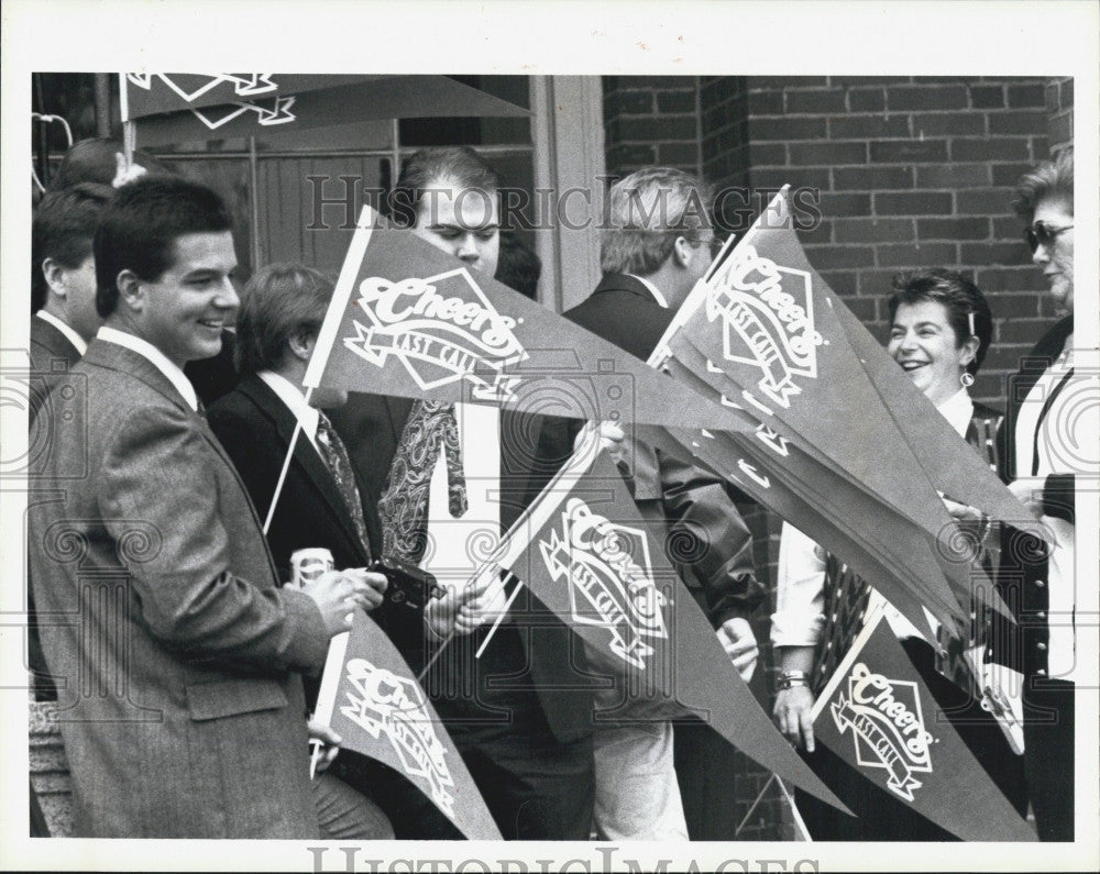 1993 Press Photo Flags to celebrate final call of &quot;Cheers&quot; - Historic Images