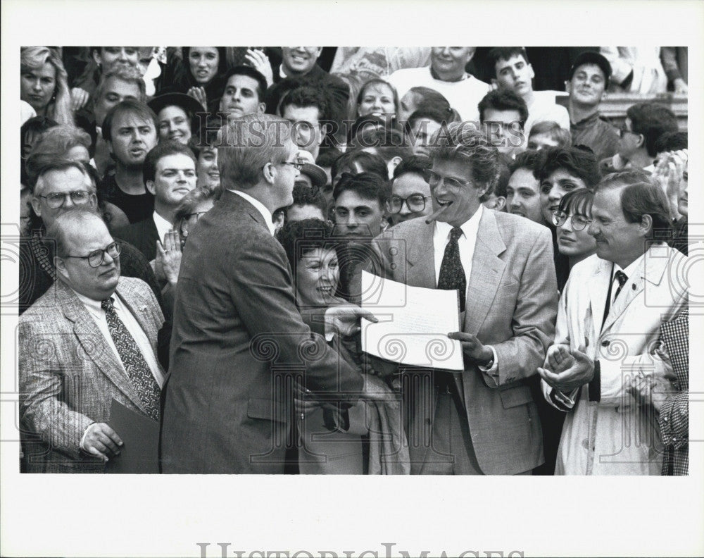 1993 Press Photo Actor Ted Danson of Tv Show Cheers with Gov Weld at Celebration - Historic Images