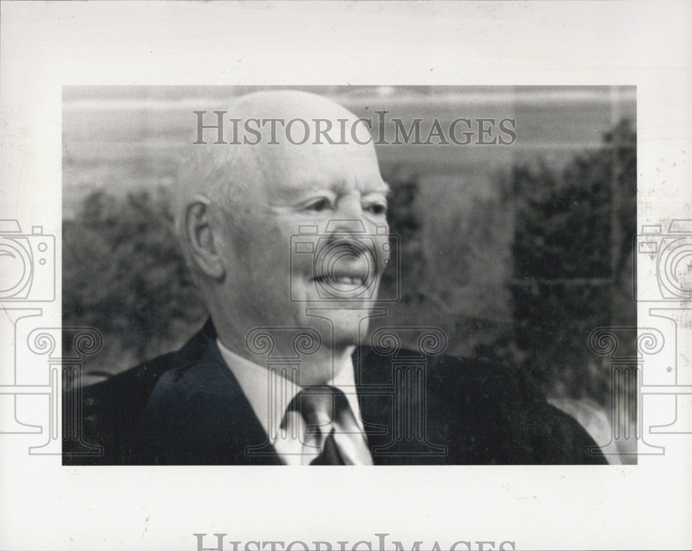 1989 Press Photo Percy Bugbee of Fire Safety Authority - Historic Images