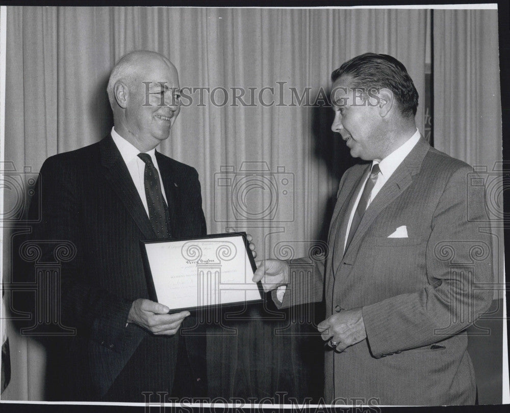 1966 Press Photo Percy Bugbee of National Fire Protection Awards Paul V. Joliet - Historic Images