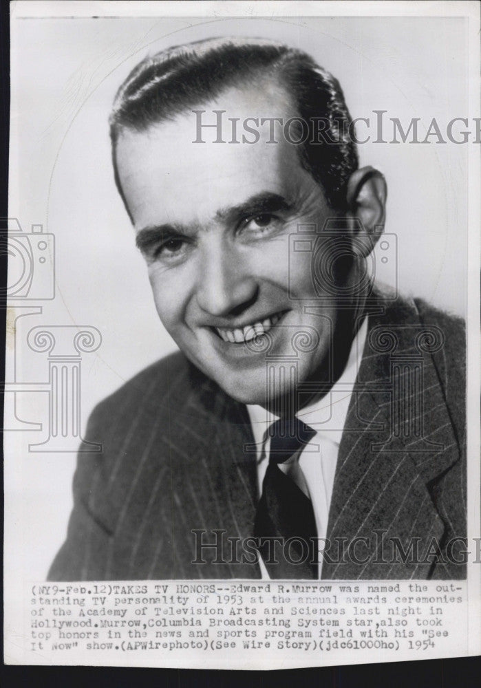 1954 Press Photo Edward R. Murrow named the Outstanding TV Personality - Historic Images