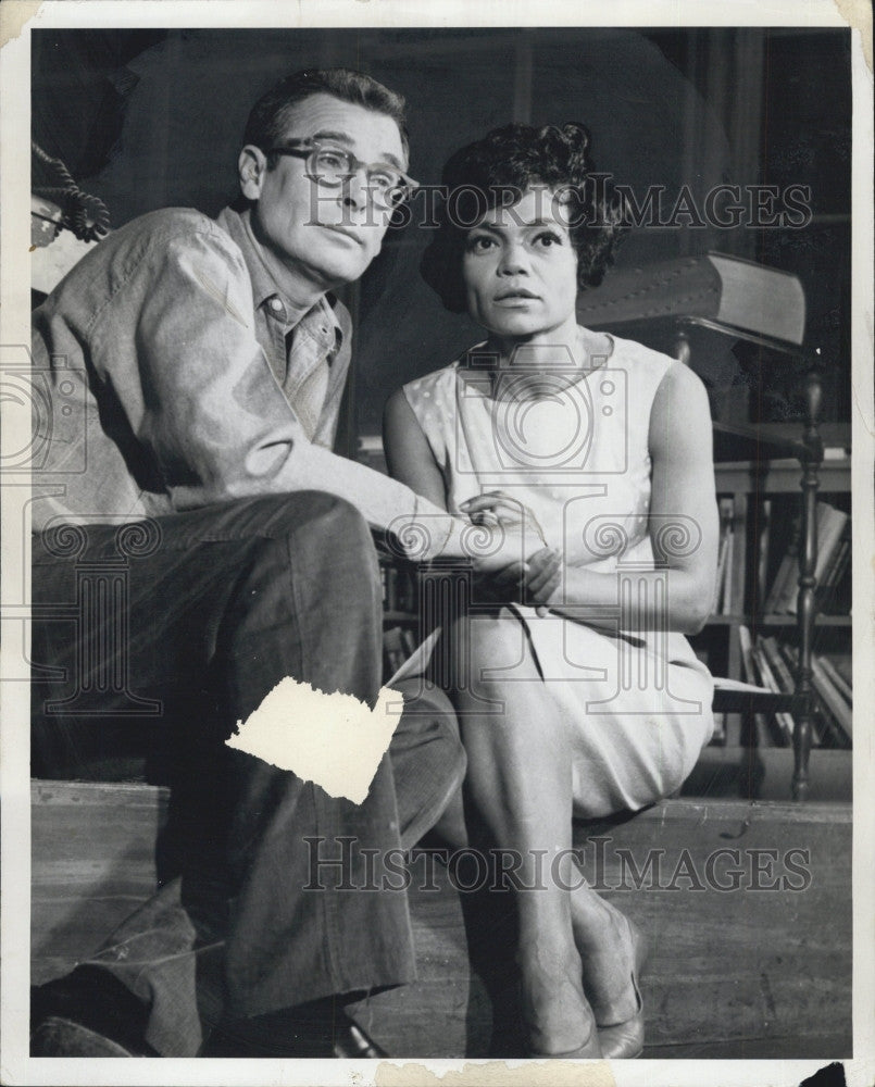 1966 Press Photo &quot;Owl And The Pussycats&quot; Eartha Pitt Russell Nype Actor - Historic Images