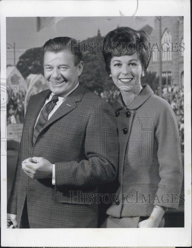 1968 Press Photo Arthur Godfrey Bess Myerson &quot;Thanksgiving Parade Jubilee&quot; Film - Historic Images