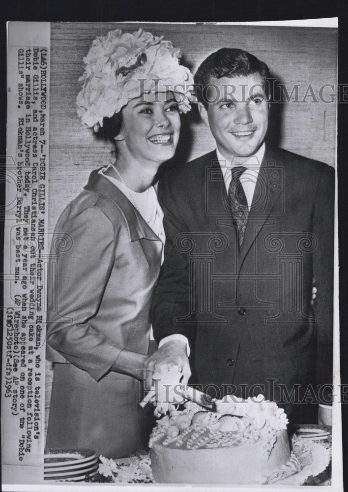 1963 Press Photo Actor Dwayne Hickman TV&#39;s Doby Gillis Weds Actress Carol - Historic Images