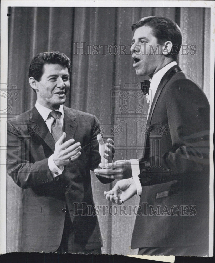 1958 Press Photo Comedian Jerry Lewis, Eddie Fisher Sing Together - Historic Images