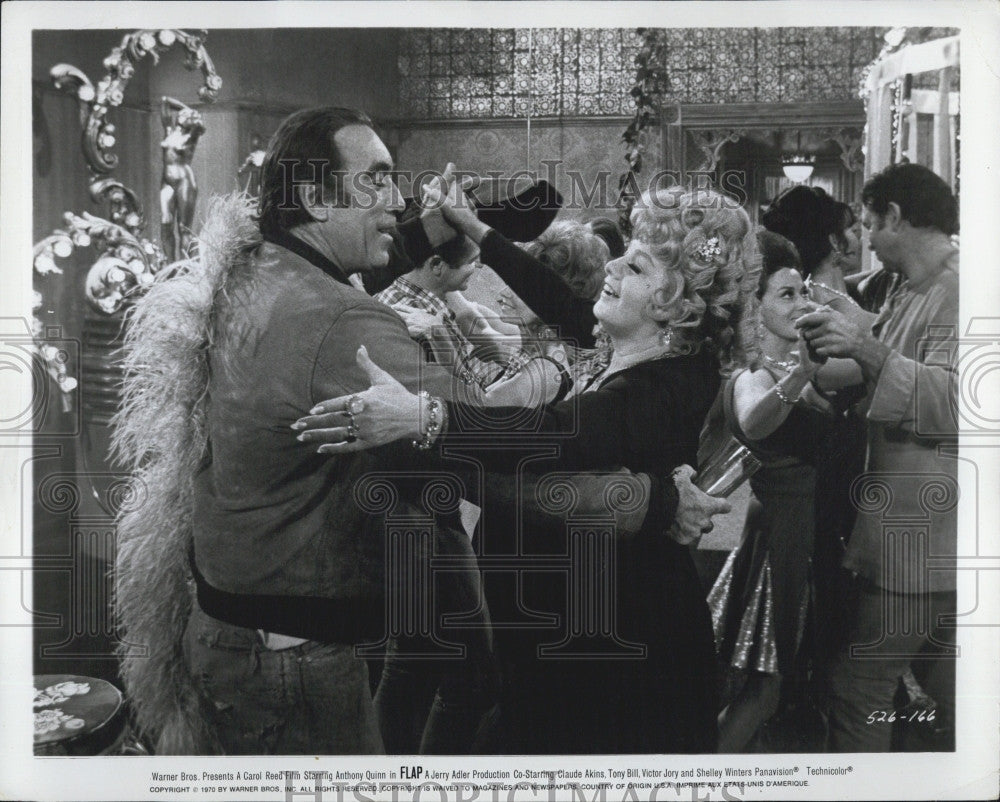 1971 Press Photo Anthony Quinn &amp; Shelley Winters &quot;Flap&quot; - Historic Images