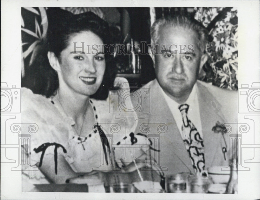 1941 Press Photo Gen Maximilano Avila Camacho of Mexico &amp; Marissa,dancer - Historic Images