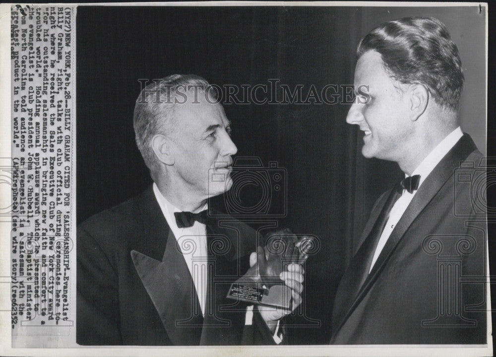 1958 Press Photo  Evangelist Billy Graham &amp; a club official - Historic Images