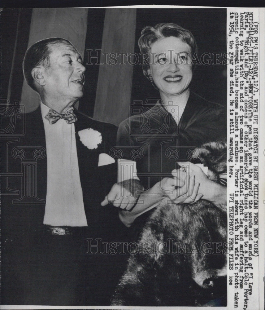 1960 Press Photo Songwriter Cole Porter &amp;  wife in 1954 - Historic Images