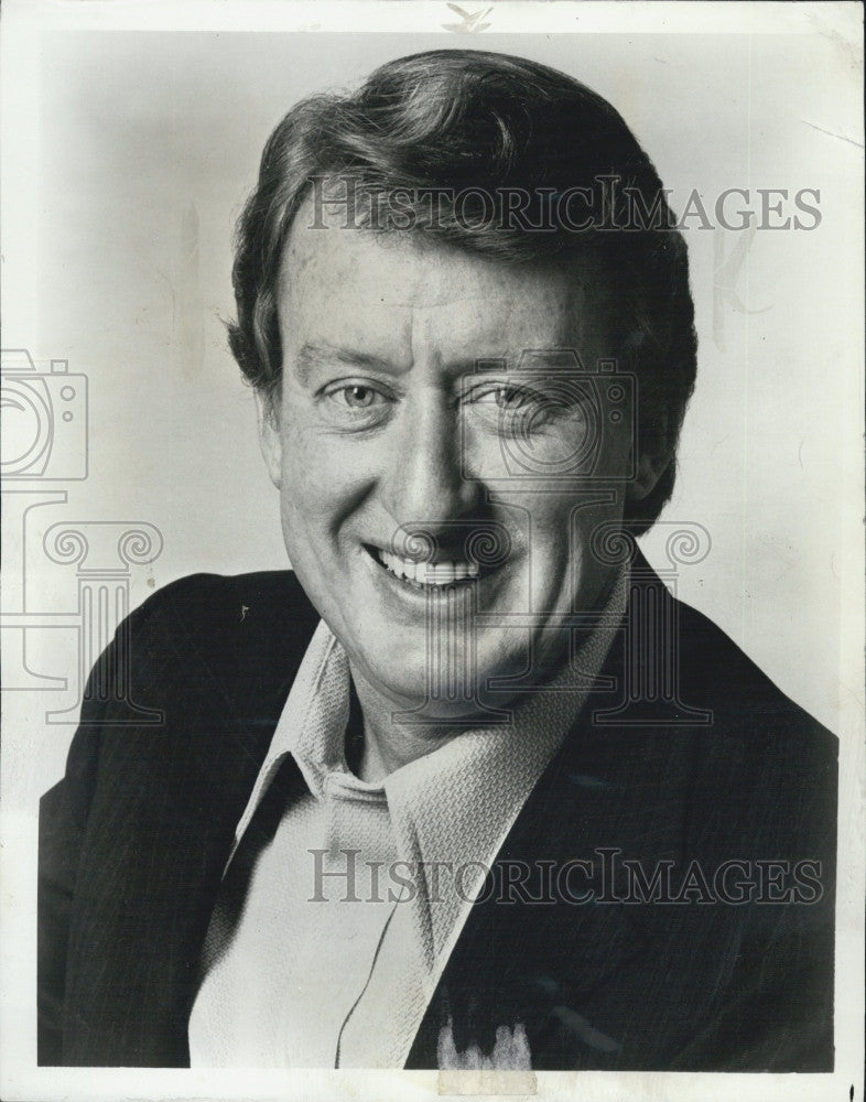 1974 Press Photo Actor Tom Poston in Lovers and Other Strangers at Chateau de - Historic Images