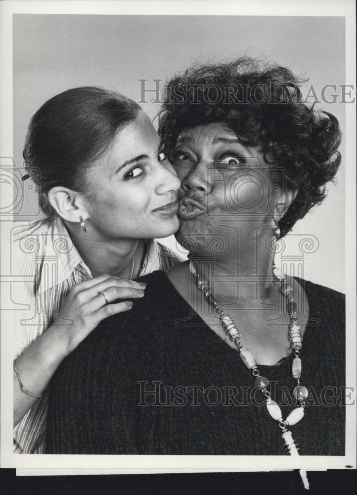 1979 Press Photo Dee Dee Bellson &amp; Pearl Bailey &quot;All-Star Salute Pearl Bailey&quot; - Historic Images