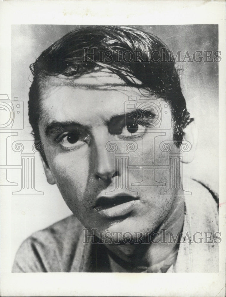 1958 Press Photo Actor Robert Evans in New Picture Hell           Bent Kid - Historic Images