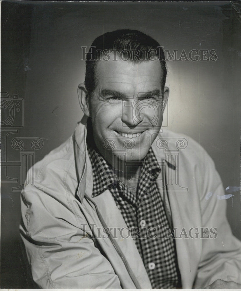 1962 Press Photo Fred MacMurray stars in &quot;My Three Sons&quot; TV series - Historic Images