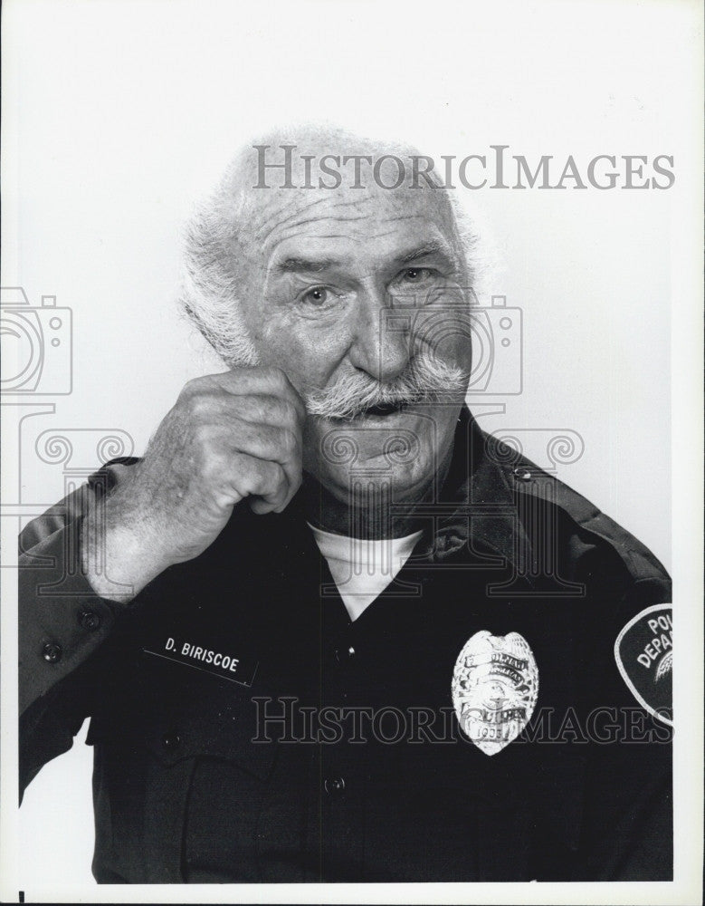 1985 Press Photo Keenan Wynn in &quot;The Last Precinct&quot; - Historic Images