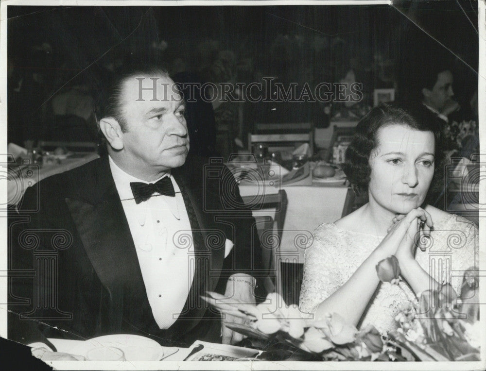 1937 Press Photo Wallace Berry Mrs. M Marafioti Actor - Historic Images