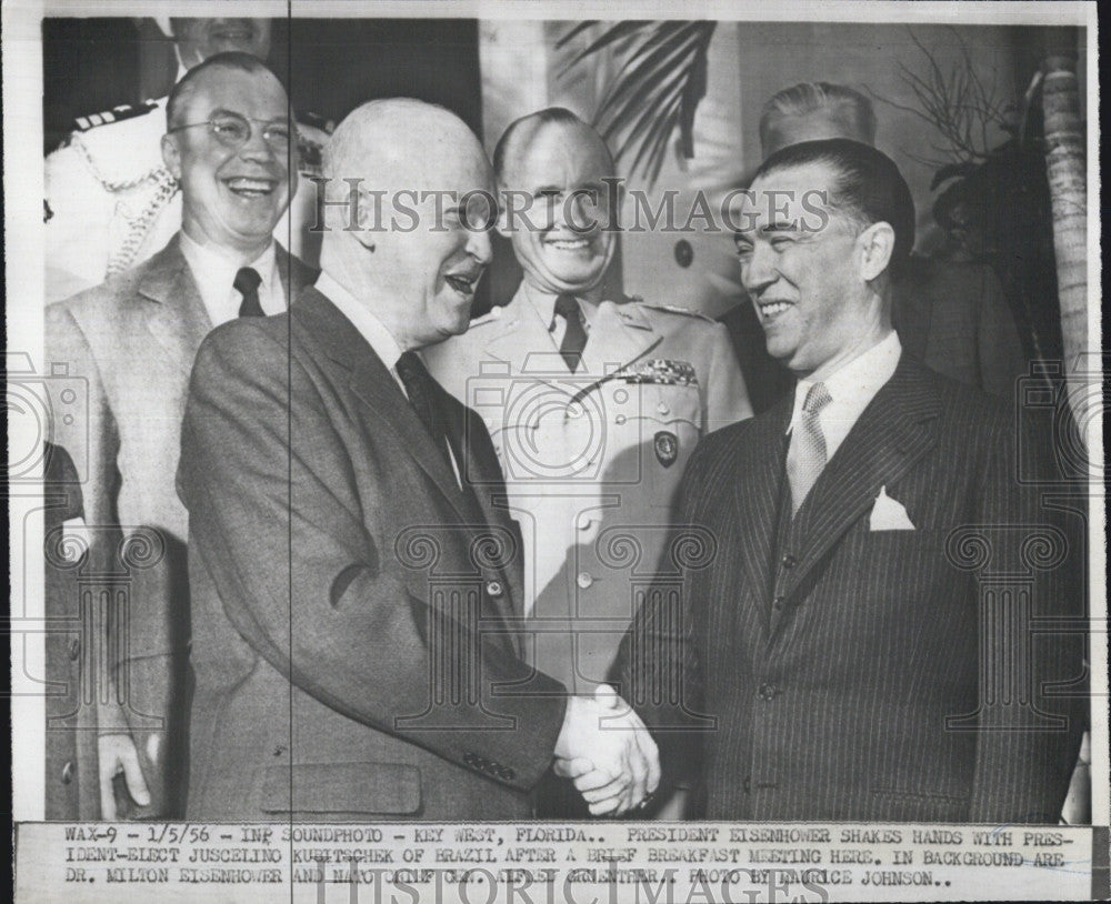 1956 Press Photo  Brazil president J Kubitschek &amp; Pres Eisenhower - Historic Images