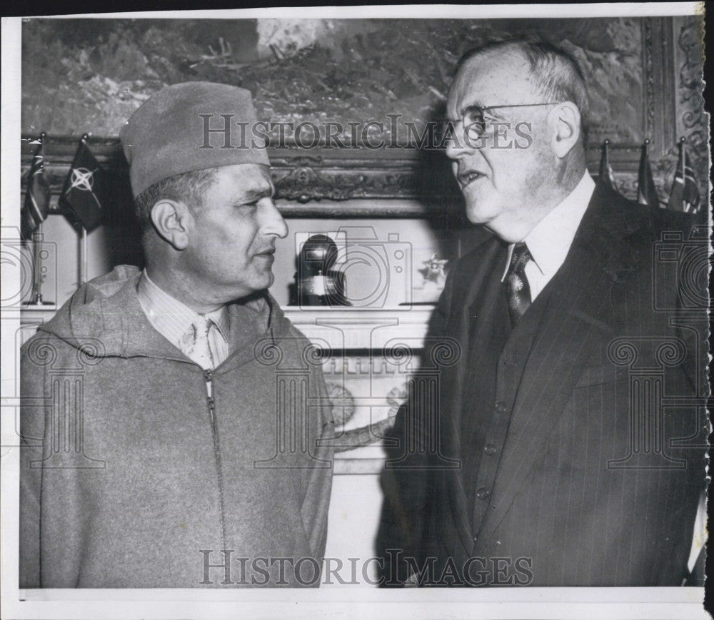 1957 Press Photo John Foster Dulles and King Mohammed V of Morocco - Historic Images