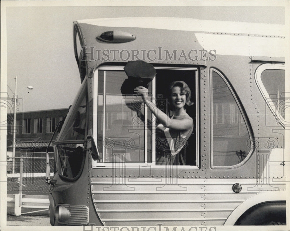 1963 Press Photo New Photo Queen of Boston Press Photographers Association Donna - Historic Images